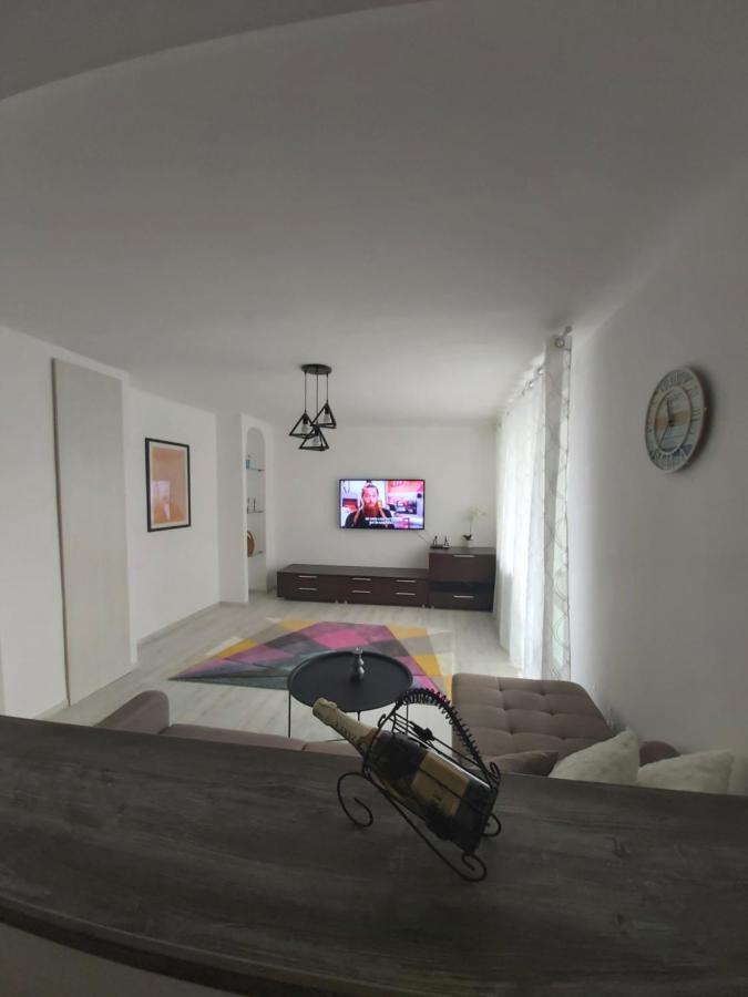 Chic Apartament Ντέβα Εξωτερικό φωτογραφία